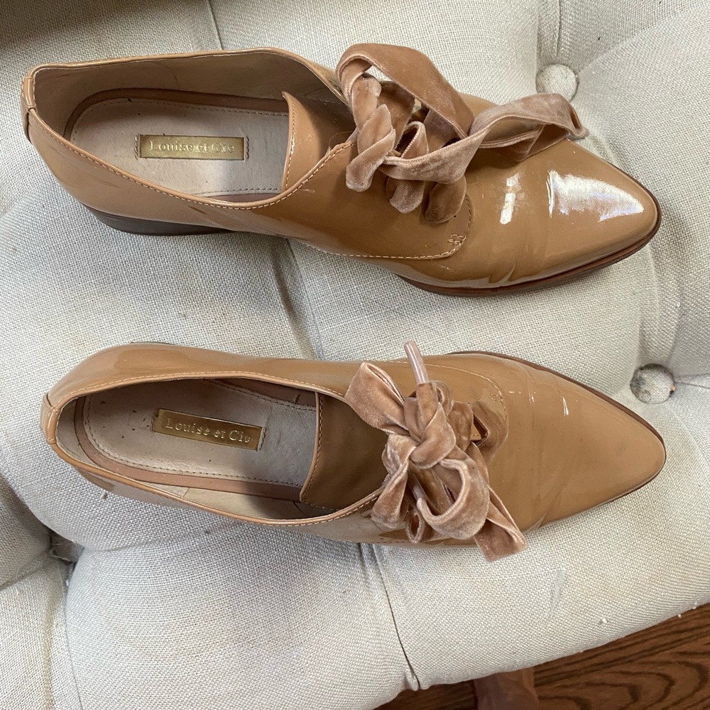 Oxfords shoes, in very good condition. From Louise et cie